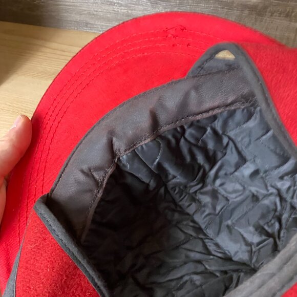 Vintage Wool Hat S/M Red Insulated Ear Flap Winter Outdoors - Picture 7 of 9